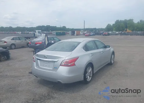 2013 Nissan Altima 2.5 Sv z USA, uszkodzony, nr VIN 1N4AL3AP0DC129570